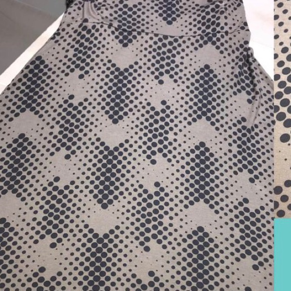 LuLaRoe Azure skirt in brown and black